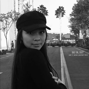 Forever 21 Suede Cabby Hat